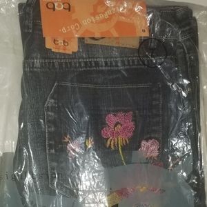 bQb Jeans by Design Fusion Corp.